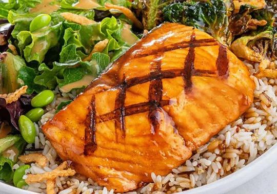 Red Lobster Sesame-Soy Salmon Bowl Lunch Menu Specials