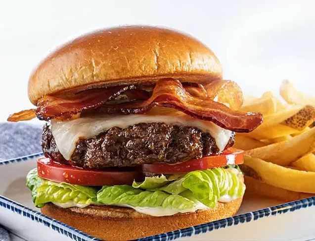 Red Lobster Wagyu Bacon Cheeseburger Lunch Menu Specials